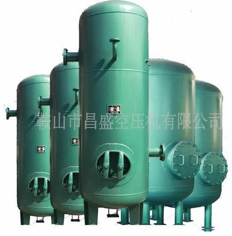 【立式儲氣罐】穩(wěn)穩(wěn)站立，蓄勢以待